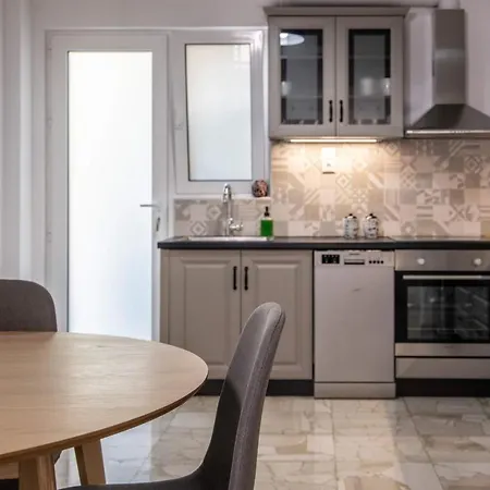 Sfakion 6 Apartment *
