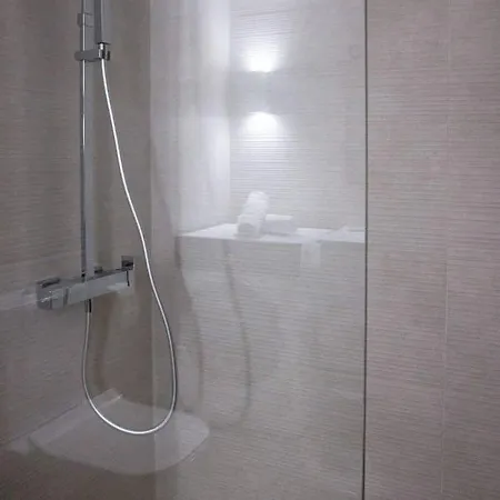 Sfakion 6 خانيا